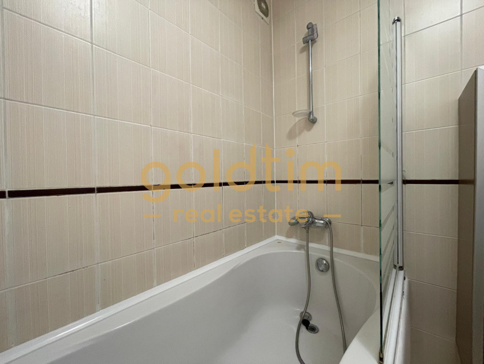 ANSAMBLU SECURIZAT/IANCU NICOLAE/PISCINA COMPLEX