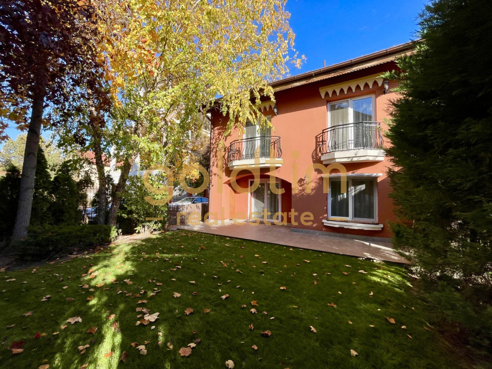 ANSAMBLU SECURIZAT/IANCU NICOLAE/PISCINA COMPLEX