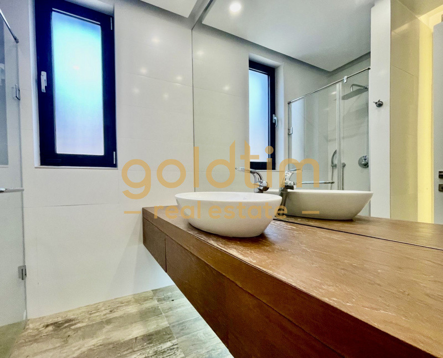 VILA INDIVIDUALA/ SCOALA AMERICANA/GARAJ