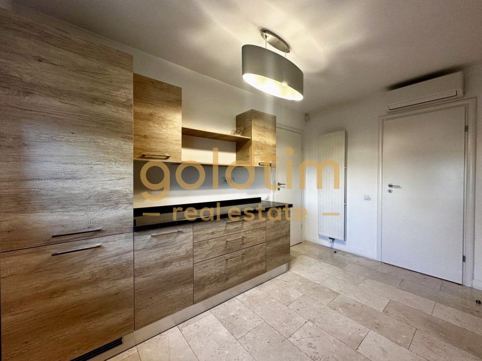 OXFORD RESIDENCE/SCOALA AMERICANA/PARTIAL MOBILAT/GARAJ