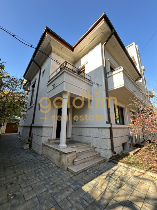 MANSARDA SPECTACULOASA/2DORMITOARE/SEMINEU/VILA  KISELEFF-MUZEUL TARANULUI