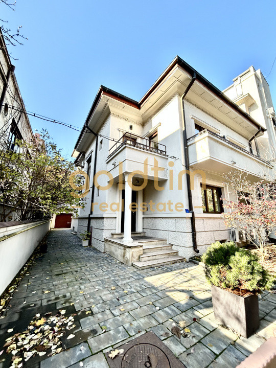 VILA SUPERBA RENOVATA COMPLET/4 APARTAMENTEx120M/480MP/KISELEFF-MUZEUL TARANULUI