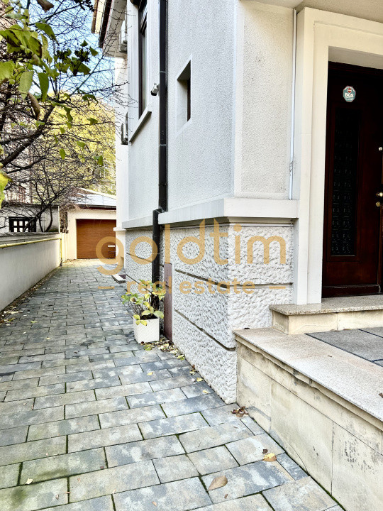 VILA SUPERBA RENOVATA COMPLET/4 APARTAMENTEx120M/480MP/KISELEFF-MUZEUL TARANULUI