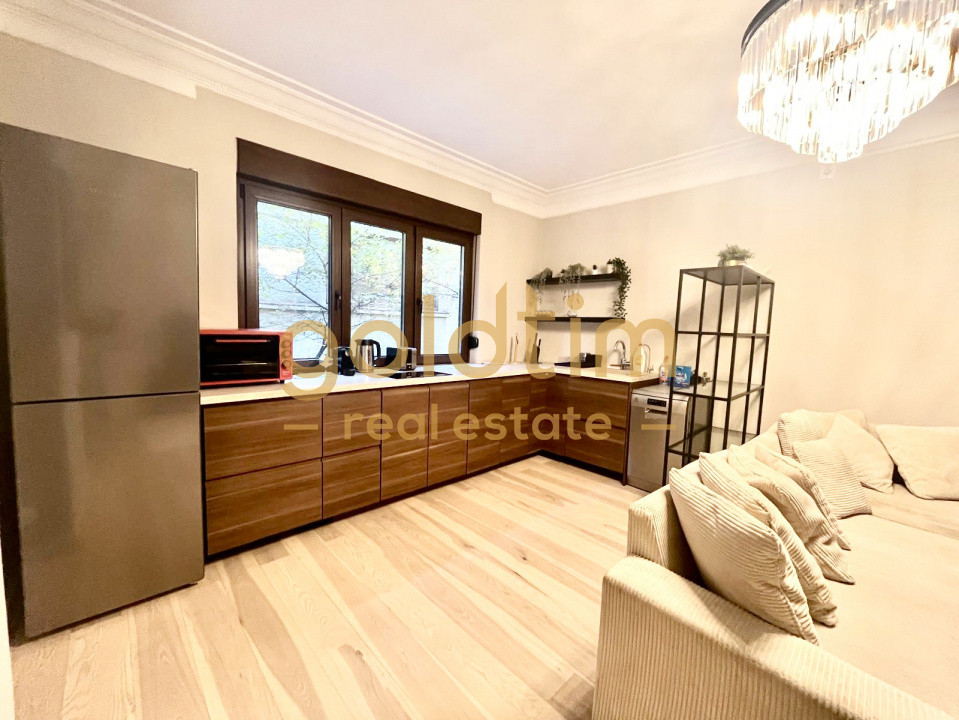 VILA SUPERBA RENOVATA COMPLET/4 APARTAMENTEx120M/480MP/KISELEFF-MUZEUL TARANULUI