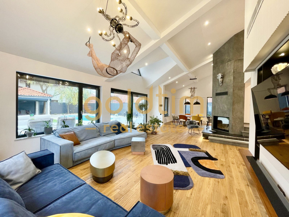 UNICA/ABSOLUT SUPERBA/ VILA INDIVIDUALA/IANCU NICOLAE/CURTE GENEROASA