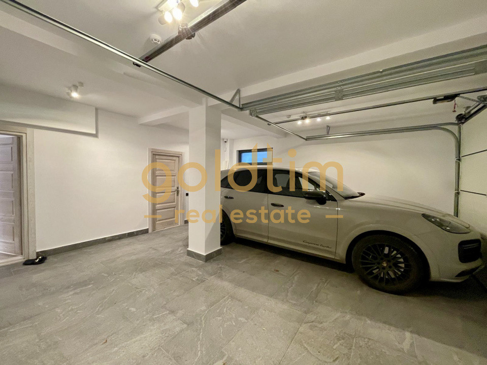 UNICA/ABSOLUT SUPERBA/ VILA INDIVIDUALA/IANCU NICOLAE/CURTE GENEROASA