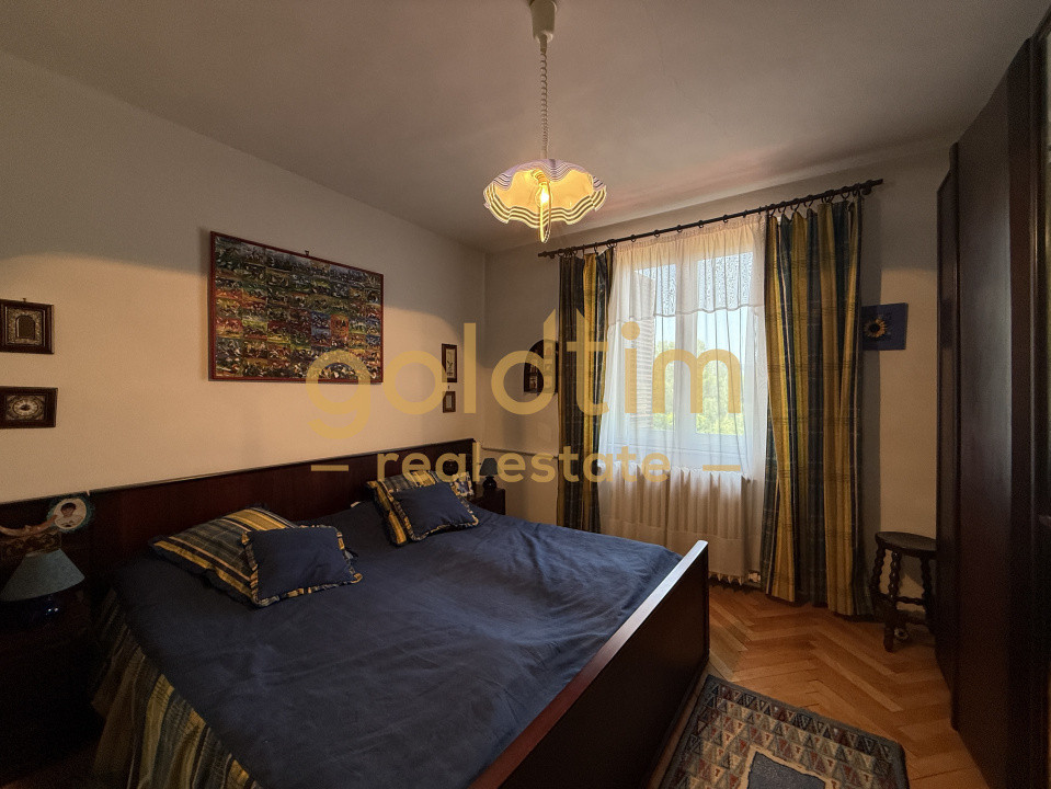 CASA IN ZONA LINISTITA/MOBILATA/UTILATA/TEREN IMPRESIONANT 5000MP/CORNU/PRAHOVA