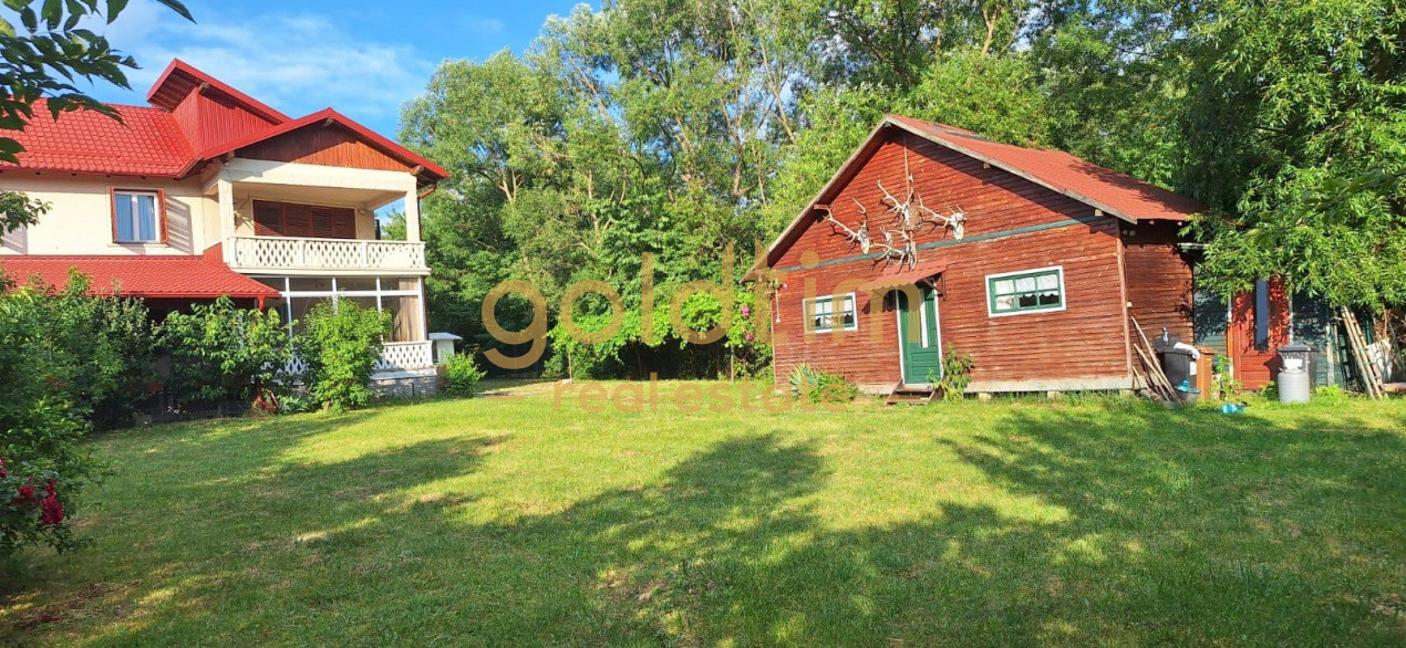 CASA IN ZONA LINISTITA/MOBILATA/UTILATA/TEREN IMPRESIONANT 5000MP/CORNU/PRAHOVA