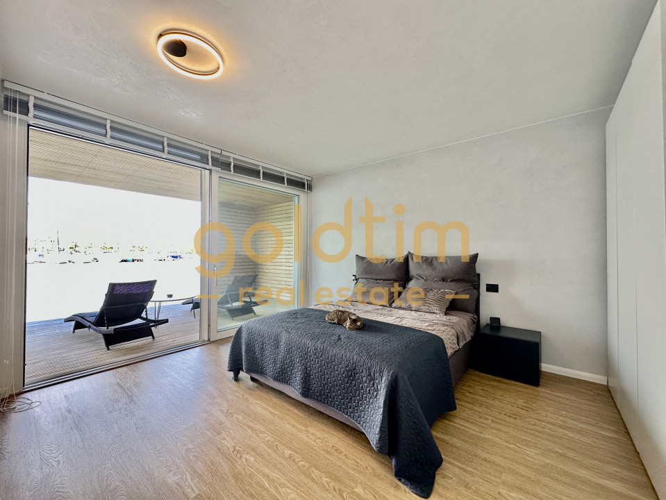 CASA PLUTITOARE/CONSTRUCTIE BETON PLUTITOR/UNICA IN ROMANIA/5 LOCURI DE ACOSTARE