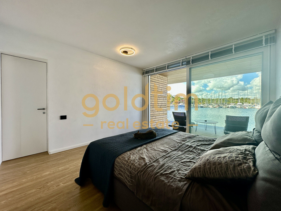 CASA PLUTITOARE/CONSTRUCTIE BETON PLUTITOR/UNICA IN ROMANIA/5 LOCURI DE ACOSTARE