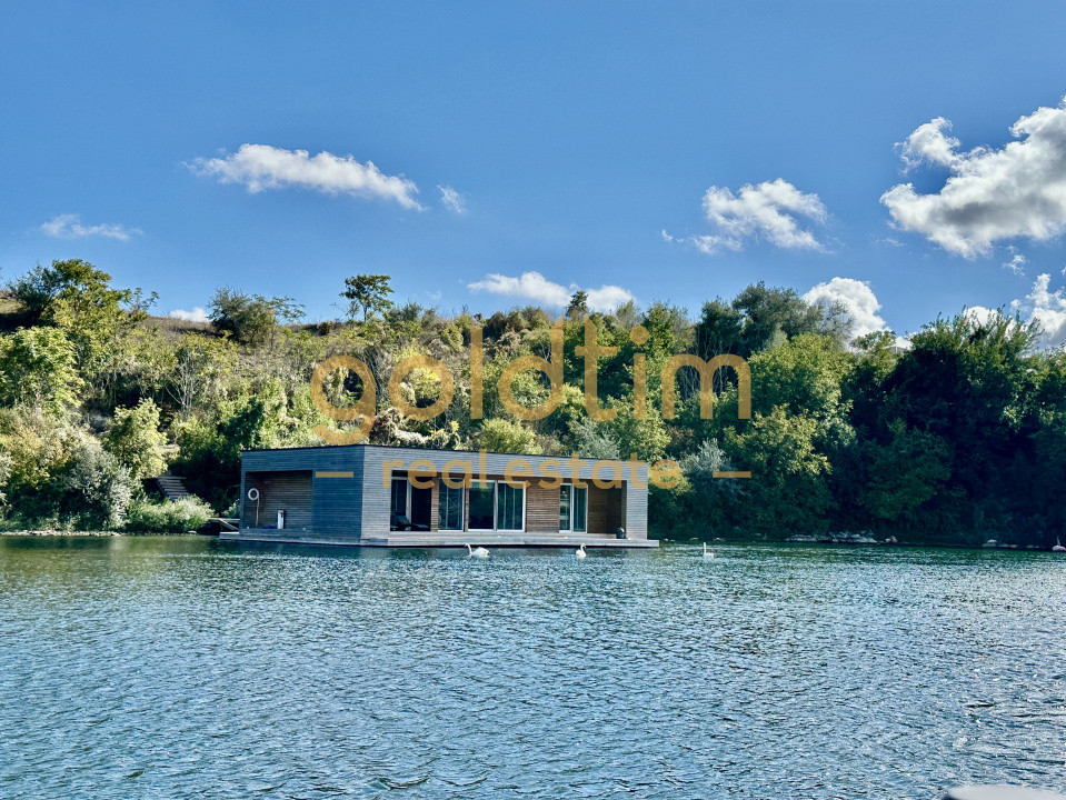 CASA PLUTITOARE/CONSTRUCTIE BETON PLUTITOR/UNICA IN ROMANIA/5 LOCURI DE ACOSTARE