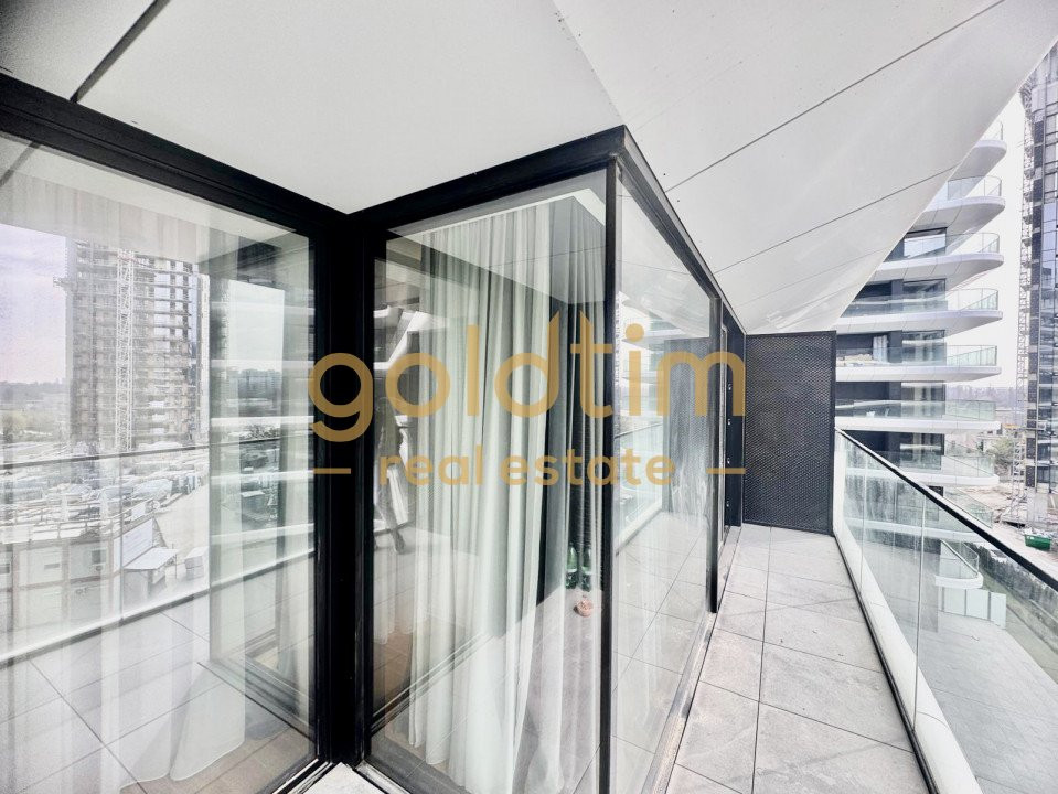 PRIMA INCHIRIERE/TERASA GENEROASA 