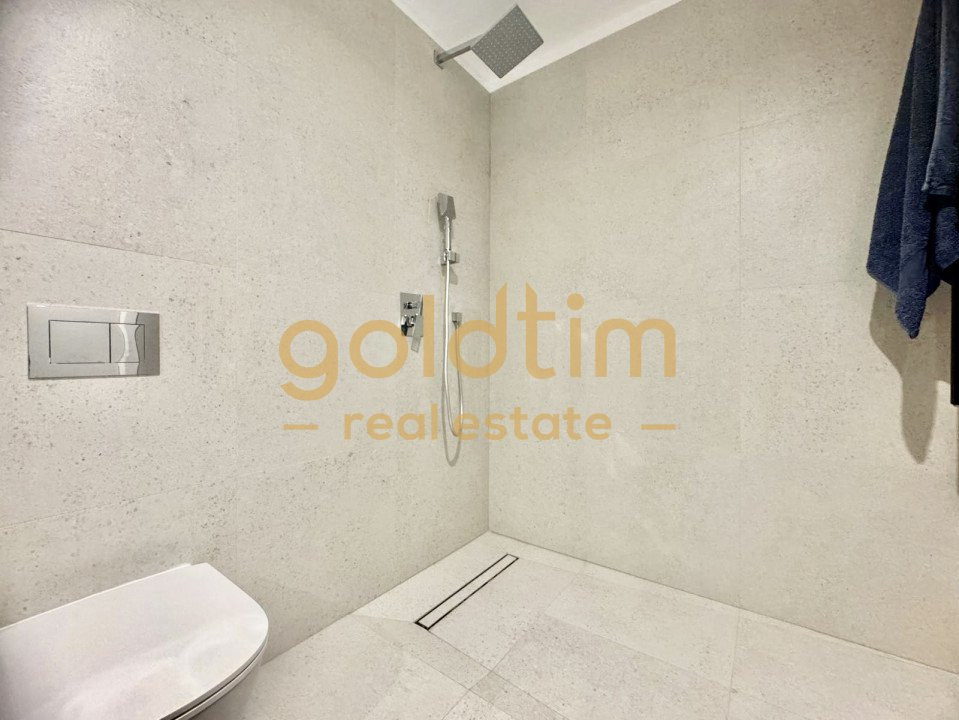 PRIMA INCHIRIERE/TERASA GENEROASA 