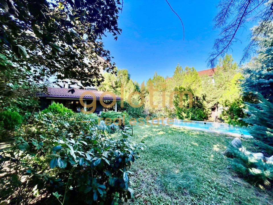 SUPERB/GRADINA/VEGETATIE MATURA/VILA INDIVIDUALA/PISCINA EXTERIOARA