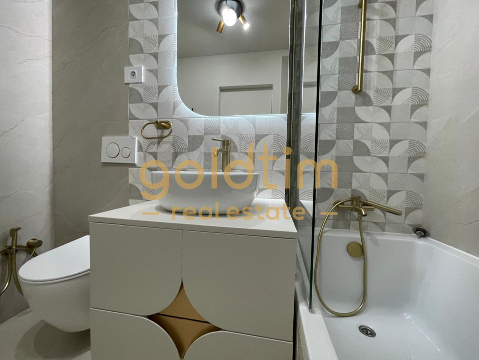 CATTED FAMILY/CURTE/DUPLEX SUPERB/ANSAMBLU SECURIZAT/PARCARE ACOPERITA