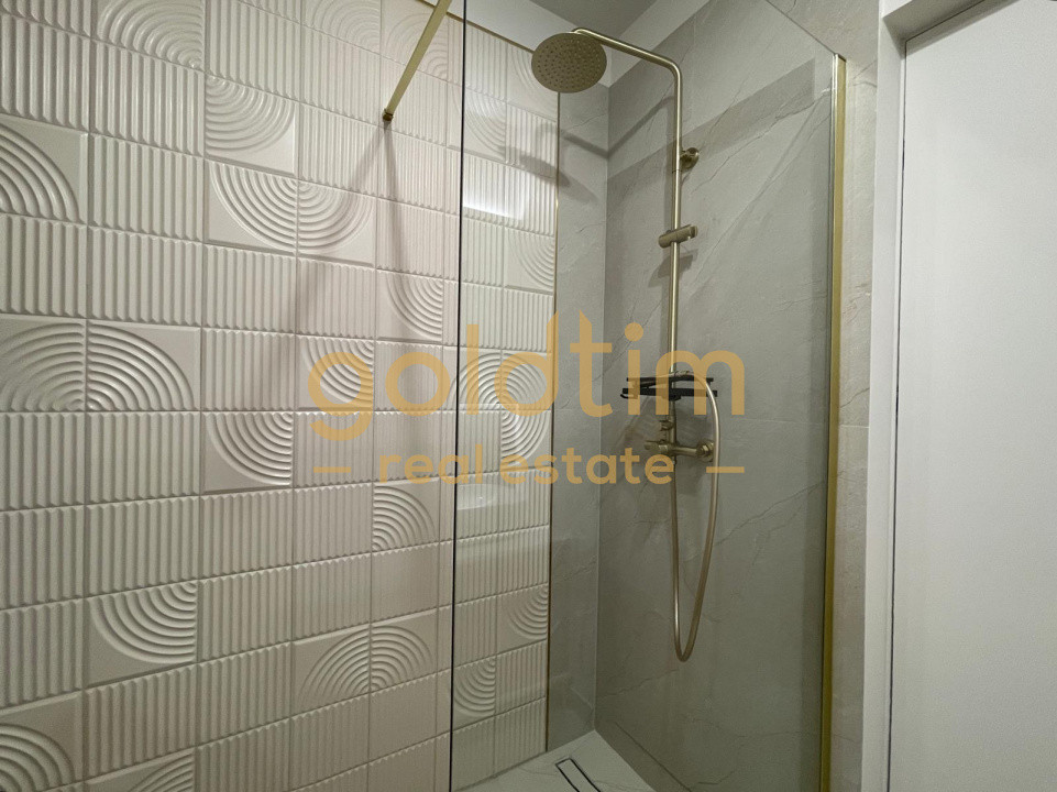 CATTED FAMILY/CURTE/DUPLEX SUPERB/ANSAMBLU SECURIZAT/PARCARE ACOPERITA