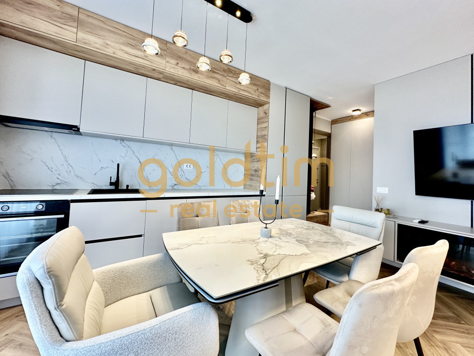 DESIGN UNIC/SUPERB/ZONA LINISTITA/LUX/1 LOC PARCARE