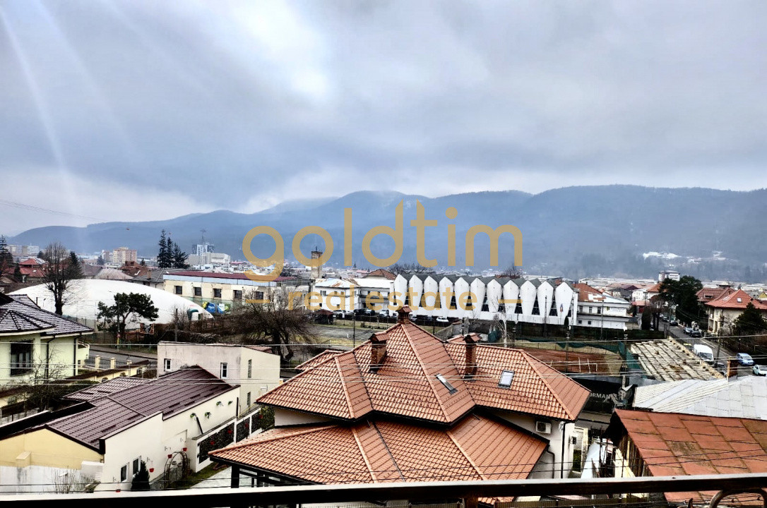 VILA IMPOZANTA P+3 /TEREN 800MP/ VEDERE PANORAMICA ASUPRA ORASULUI/ULTRACENTRAL