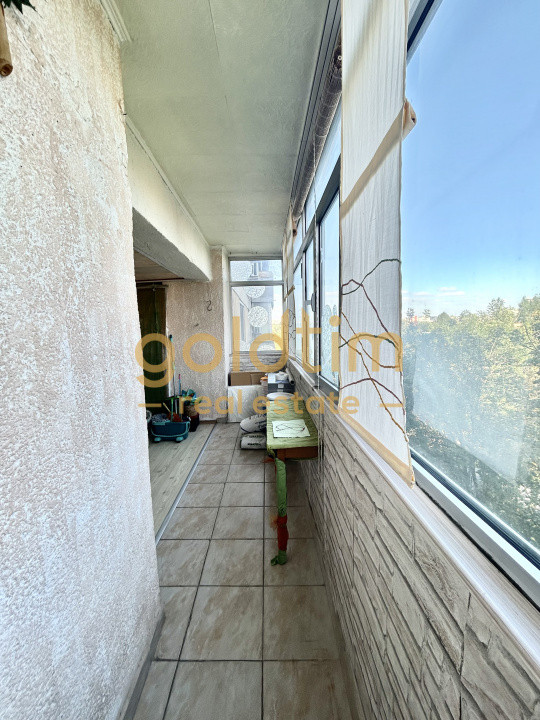 VANZARE APARTAMENT 4 CAMERE 94MP/BALCON/LOC PARCARE/ZONA AUCHAN