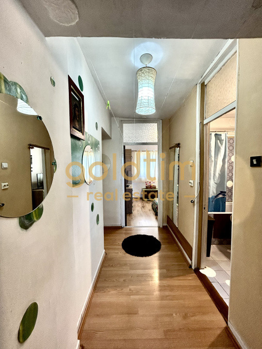 VANZARE APARTAMENT 4 CAMERE 94MP/BALCON/LOC PARCARE/ZONA AUCHAN