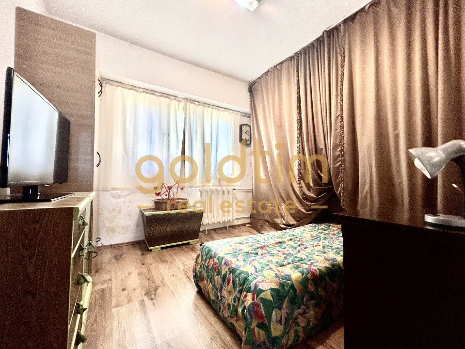 VANZARE APARTAMENT 4 CAMERE 94MP/BALCON/LOC PARCARE/ZONA AUCHAN