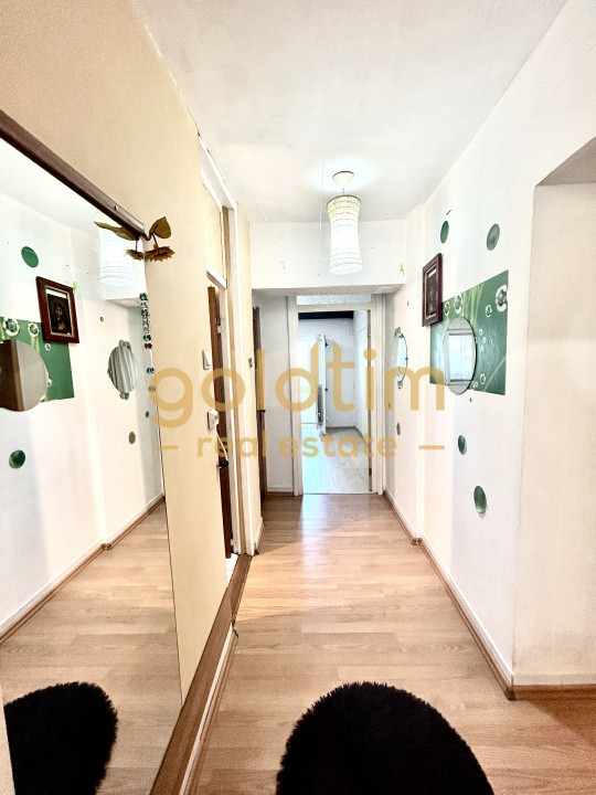 VANZARE APARTAMENT 4 CAMERE 94MP/BALCON/LOC PARCARE/ZONA AUCHAN