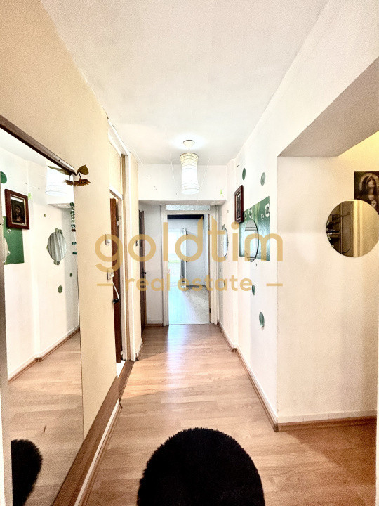 VANZARE APARTAMENT 4 CAMERE 94MP/BALCON/LOC PARCARE/ZONA AUCHAN