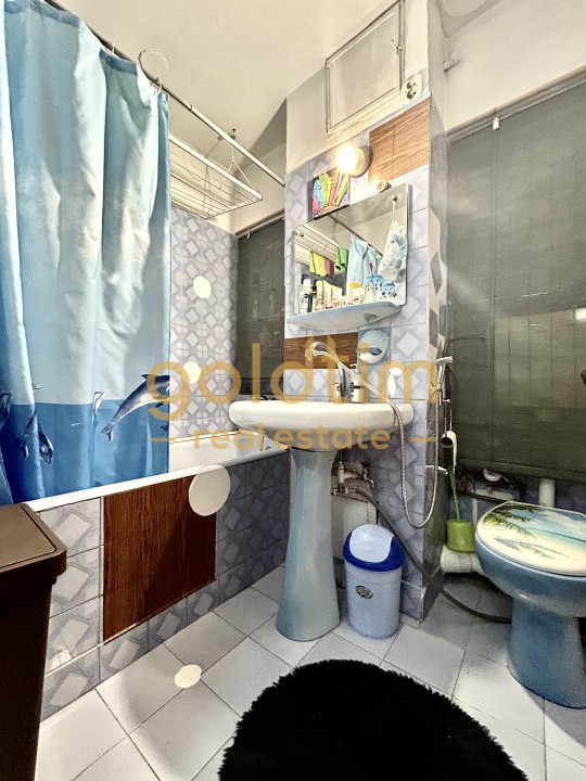 VANZARE APARTAMENT 4 CAMERE 94MP/BALCON/LOC PARCARE/ZONA AUCHAN