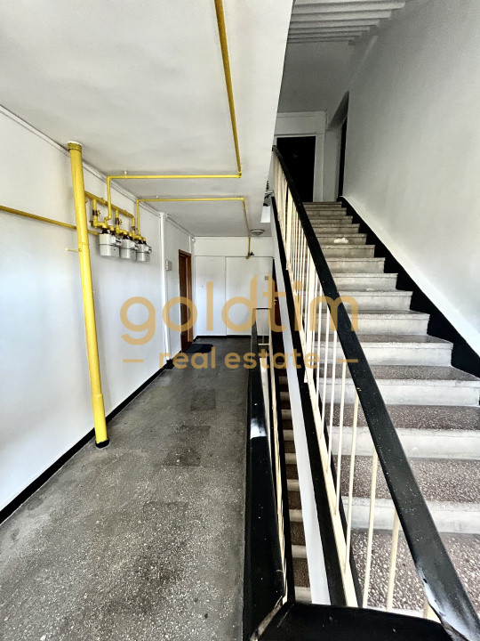 VANZARE APARTAMENT 4 CAMERE 94MP/BALCON/LOC PARCARE/ZONA AUCHAN