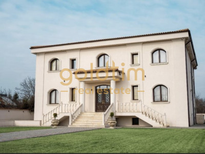 VILA INDIVIDUALA/PIPERA/TEREN 2000mp/GARAJ/SEMINEU/LUXOASA SI LUMINOASA 