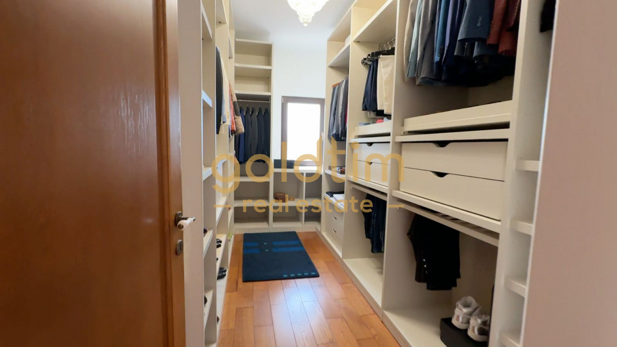 VILA INDIVIDUALA/PIPERA/TEREN 2000mp/GARAJ/SEMINEU/LUXOASA SI LUMINOASA 