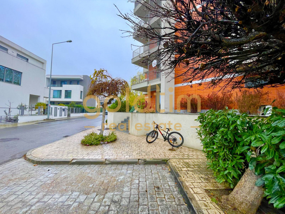 GREEN LAKE/ TERASE 30 mp/ PARCARE SUBTERANA/ BOXA