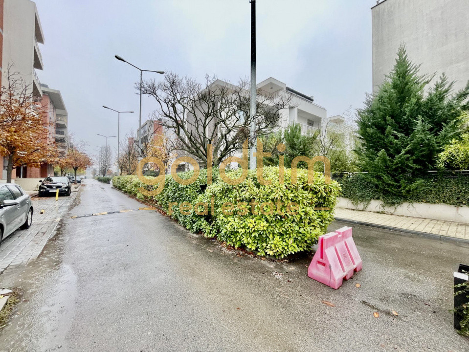 GREEN LAKE/ TERASE 30 mp/ PARCARE SUBTERANA/ BOXA