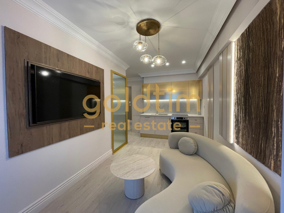 STUDIO SUPERB/DESIGN UNIC/PIPERA OMV/MOBILAT SI UTILAT