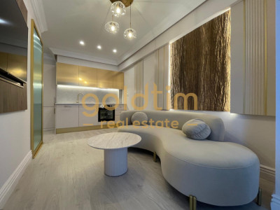 STUDIO SUPERB/DESIGN UNIC/PIPERA OMV/MOBILAT SI UTILAT