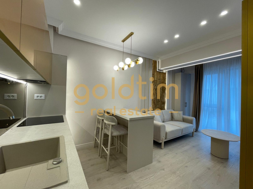 STUDIO SUPERB/DESIGN UNIC/PIPERA OMV/MOBILAT SI UTILAT