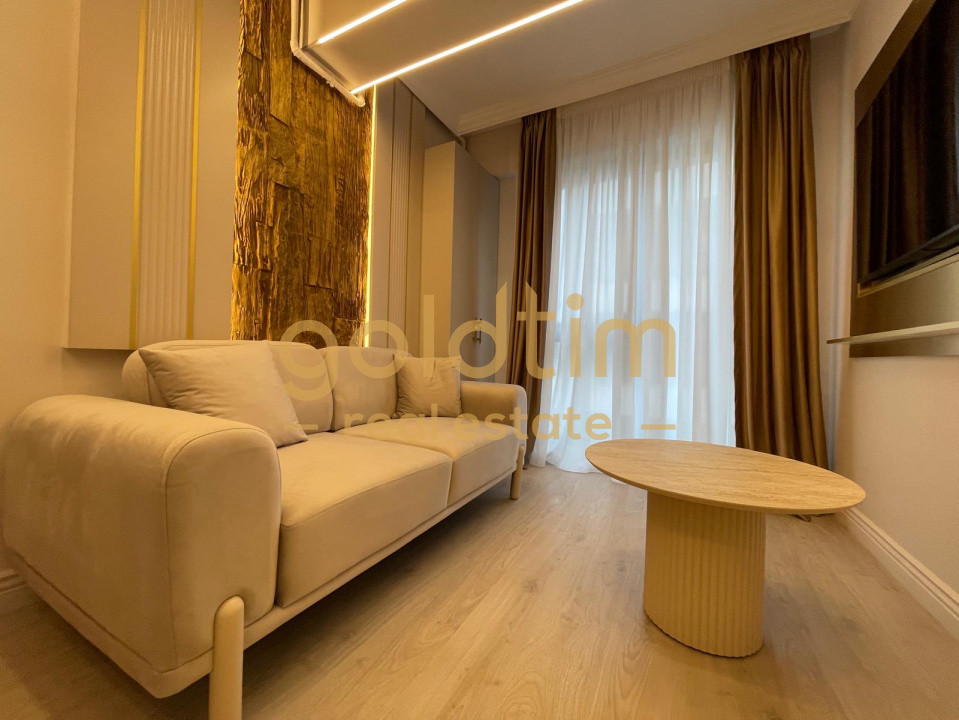 STUDIO SUPERB/DESIGN UNIC/PIPERA OMV/MOBILAT SI UTILAT