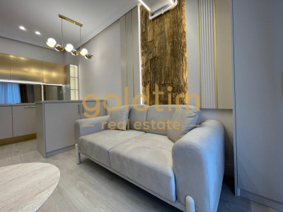 STUDIO SUPERB/DESIGN UNIC/PIPERA OMV/MOBILAT SI UTILAT