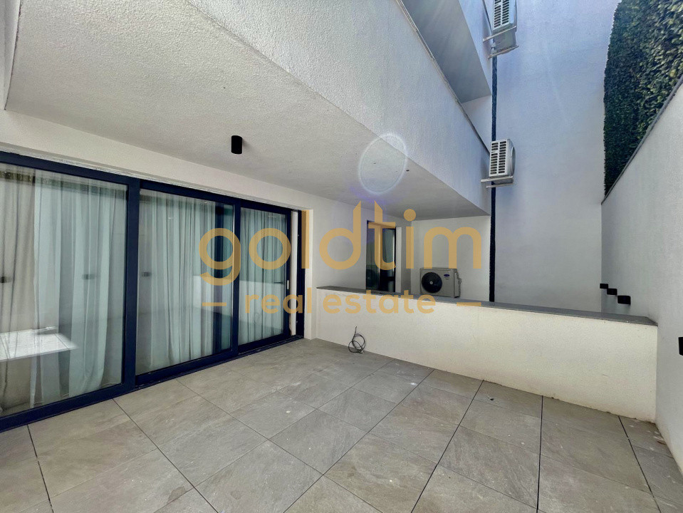 DUPLEX/ZONA REFERINTA/ LOC PARCARE