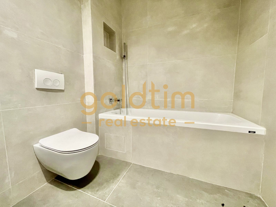 DUPLEX/ZONA REFERINTA/ LOC PARCARE