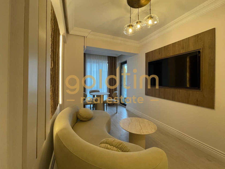 STUDIO SUPERB/DESIGN UNIC/PIPERA OMV/MOBILAT SI UTILAT