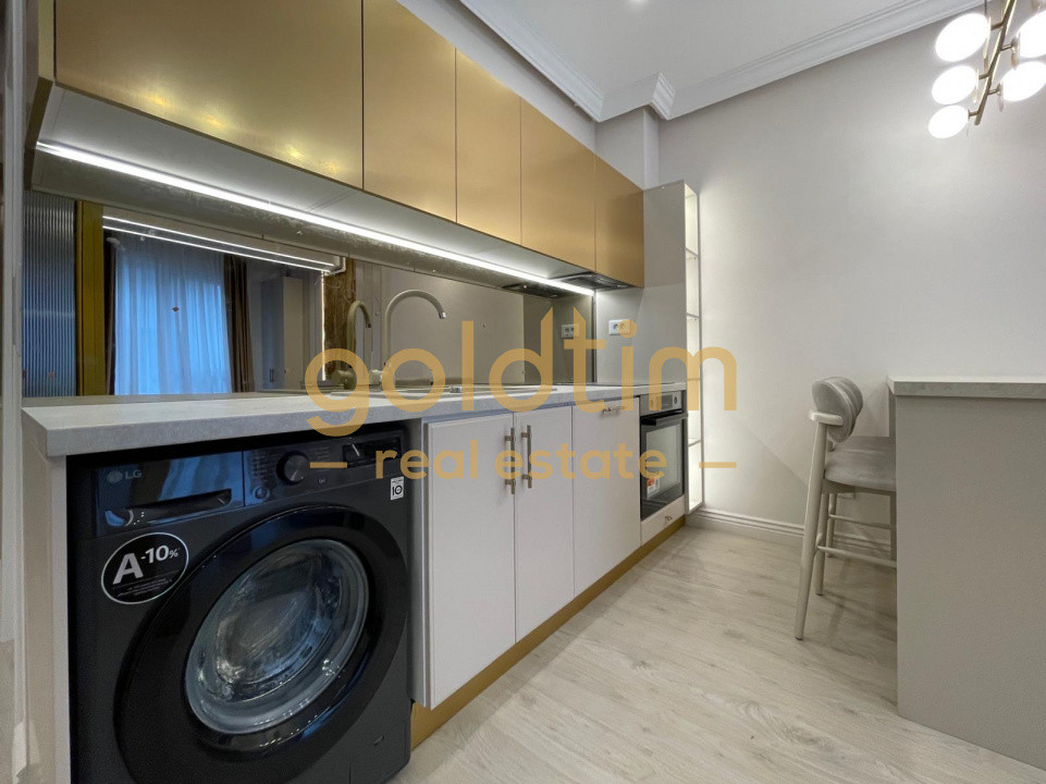 STUDIO SUPERB/DESIGN UNIC/PIPERA OMV/MOBILAT SI UTILAT