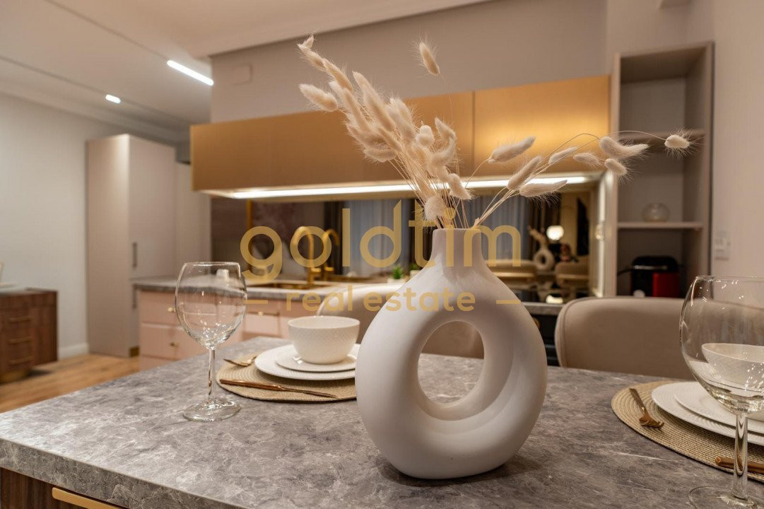 STUDIO SUPERB/DESIGN UNIC/PIPERA OMV/MOBILAT SI UTILAT