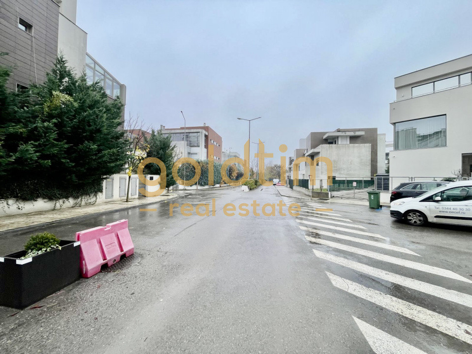 GREEN LAKE/ TERASE 30 mp/ PARCARE SUBTERANA/ BOXA