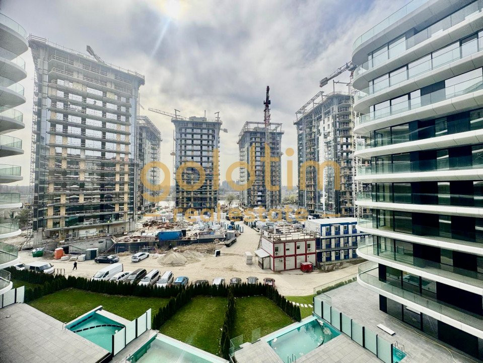 PRIMA INCHIRIERE/TERASA GENEROASA 