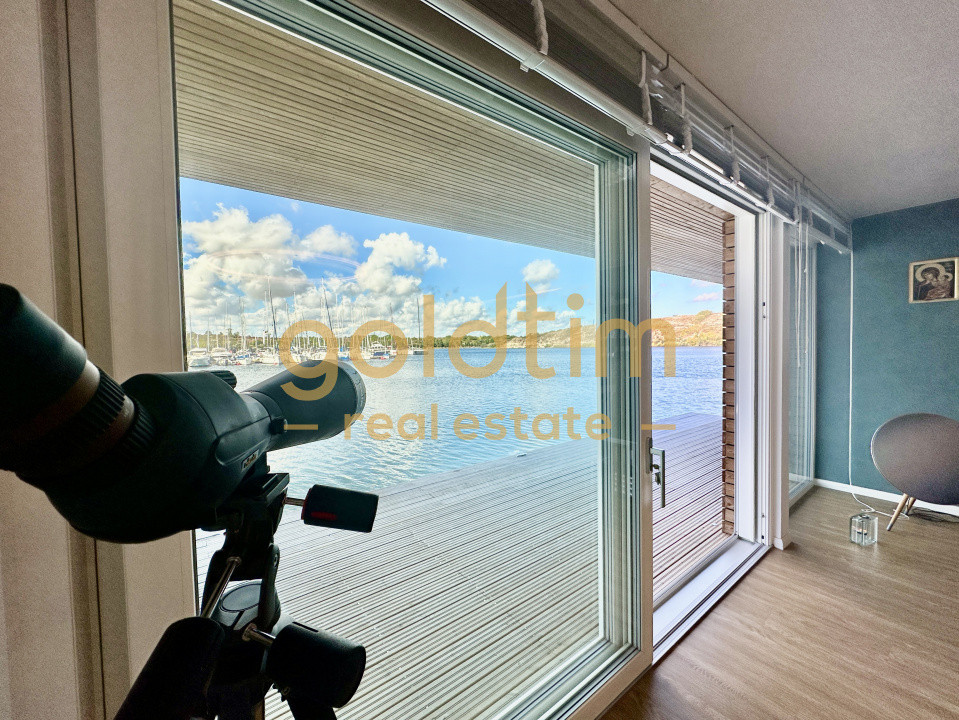 CASA PLUTITOARE/CONSTRUCTIE BETON PLUTITOR/UNICA IN ROMANIA/5 LOCURI DE ACOSTARE