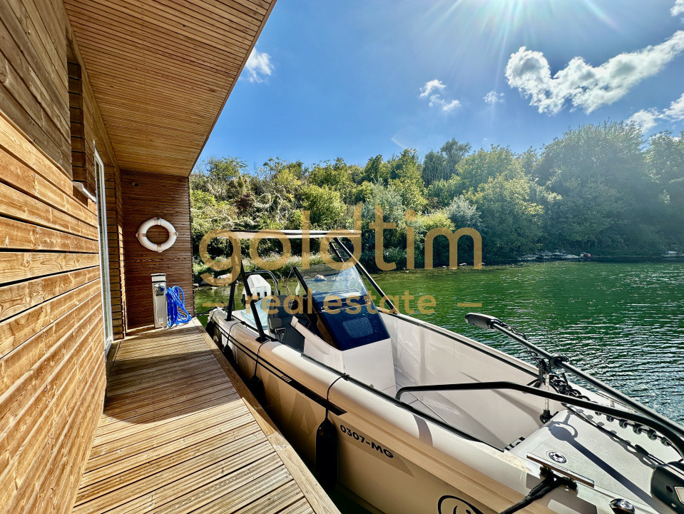 CASA PLUTITOARE/CONSTRUCTIE BETON PLUTITOR/UNICA IN ROMANIA/5 LOCURI DE ACOSTARE