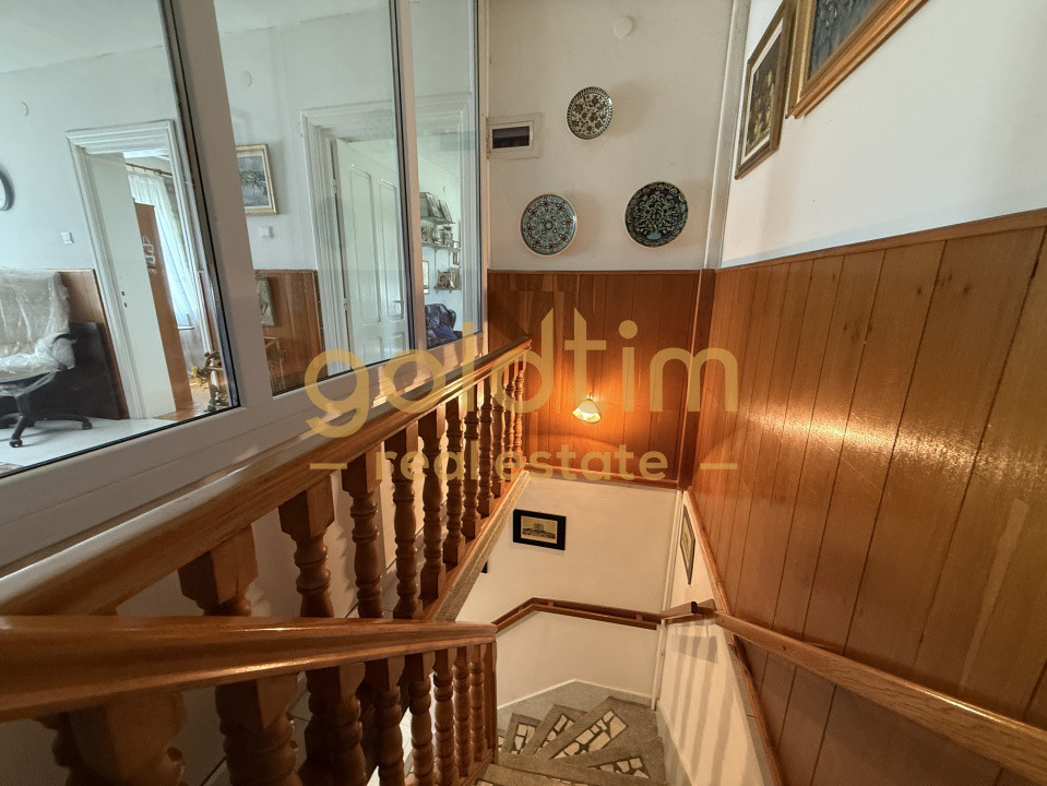 CASA IN ZONA LINISTITA/MOBILATA/UTILATA/TEREN IMPRESIONANT 5000MP/CORNU/PRAHOVA