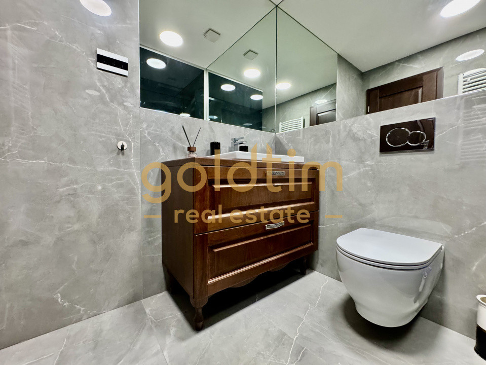 VILA DE COLT/ MOBILATA SI UTILATA/ PARCARI