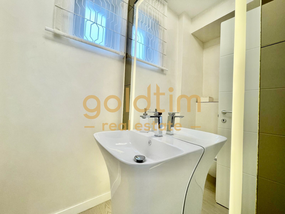 VILA INDIVIDUALA/ DRESSING/TEREN LIBER 375 MP/ MOBILATA SI UTILATA/ GARDEN FLOOR